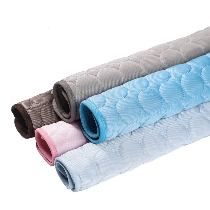 Cooling Summer Dog Mat – Breathable, Washable Pet Pad for Home & Travel